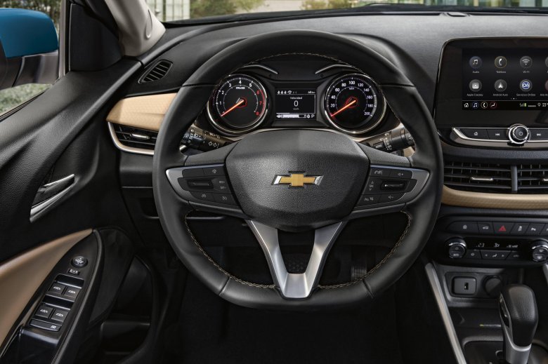 Chevrolet onix 2020 салон