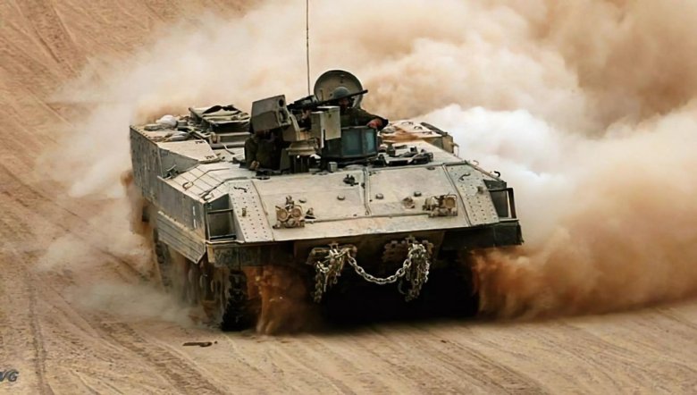 Ахзарит бронетранспортёр