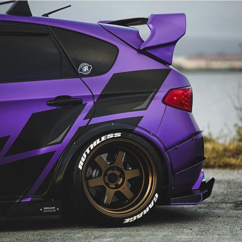 Subaru impreza wrx sti хэтчбек
