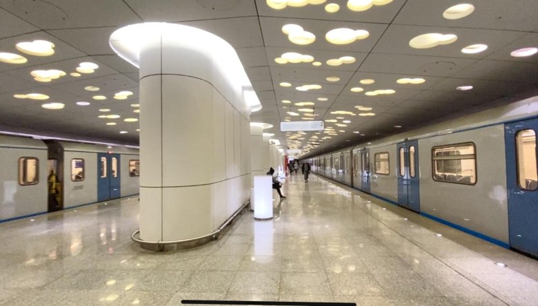 Станция метро солнцево