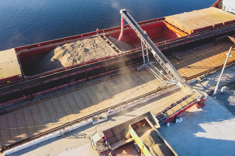 Погрузка зерна