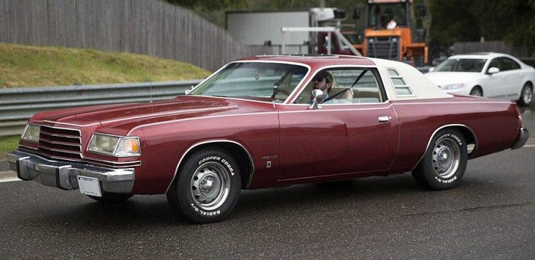 Chrysler cordoba 1975