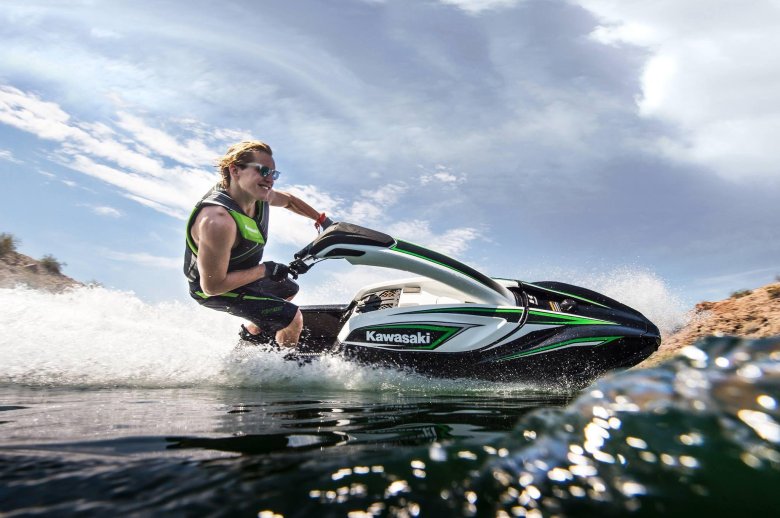 Kawasaki jet ski sx-r 1500