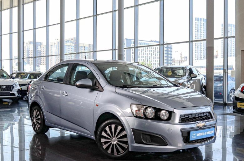 Шевроле авео 2012