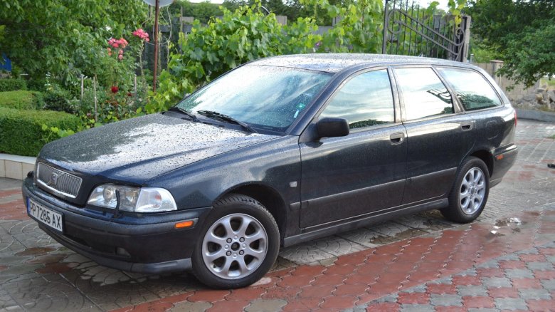 Вольво в 40 универсал