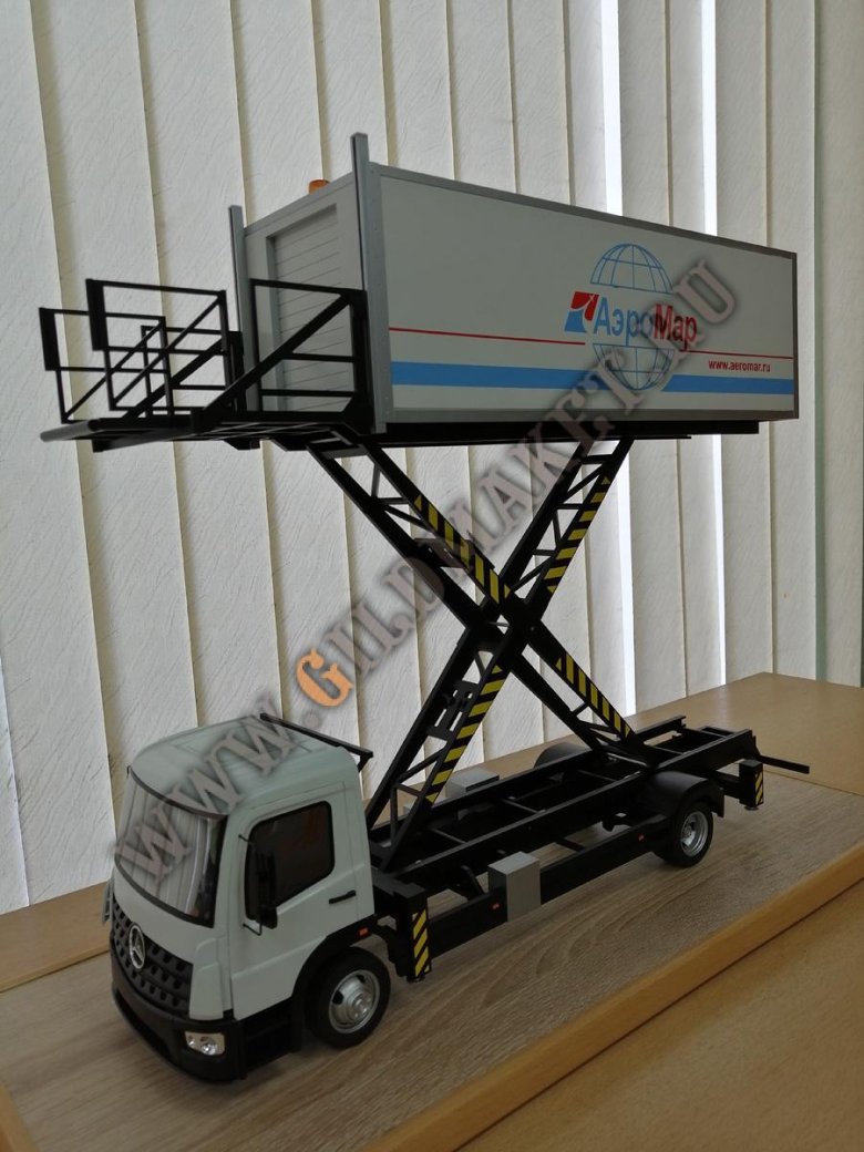 Автолифт мерседес