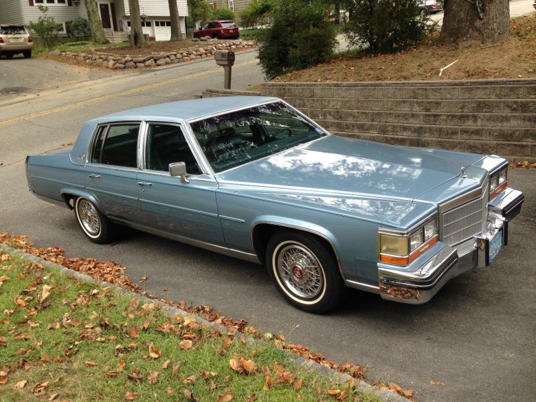 Cadillac fleetwood 1986