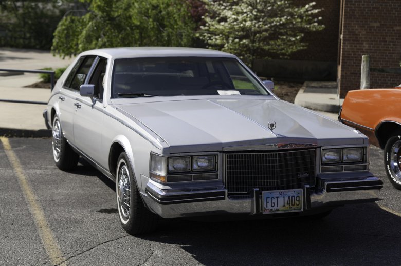Cadillac seville 1984