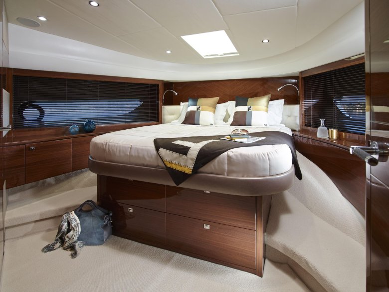Princess 82 motor yacht