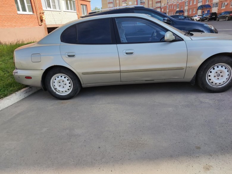 Автомобиль daewoo