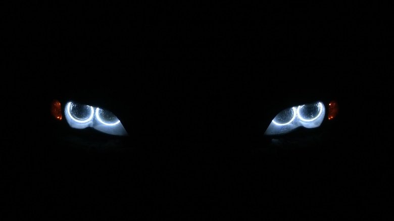 Бмв ангельские глазки