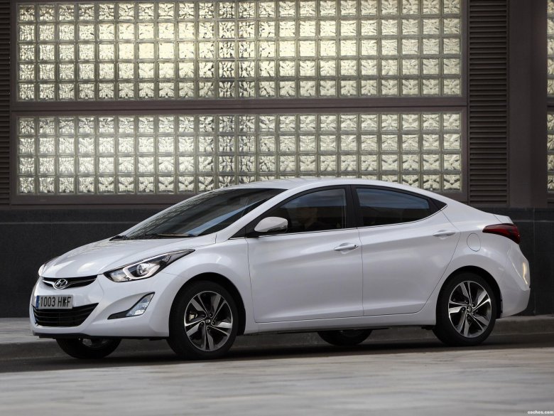 Hyundai elantra 1