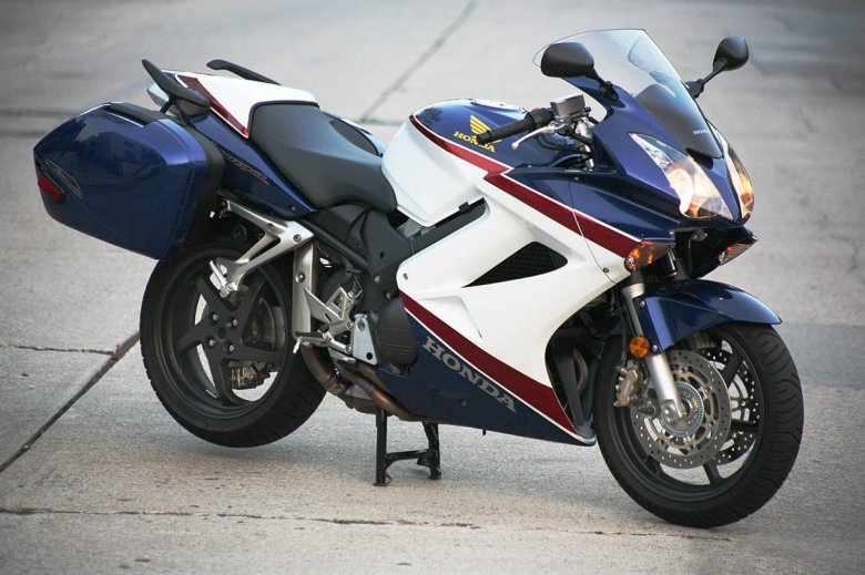 Honda vfr 800 interceptor
