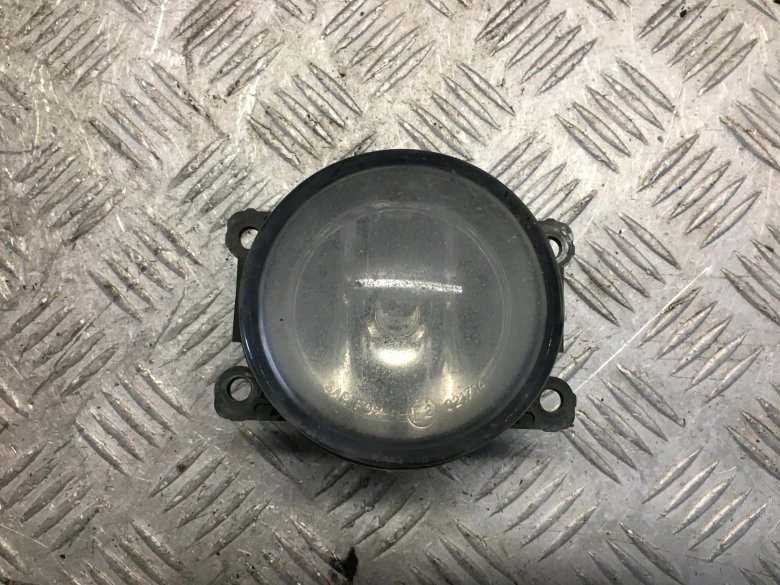 Фара противотуманная правая renault megane