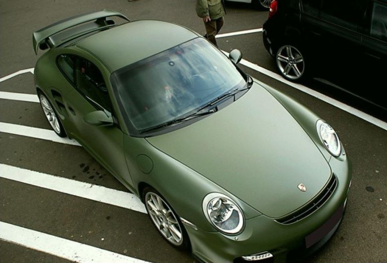 Порше 911 зеленый