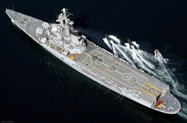 Вертолетоносцы жаннатдарк