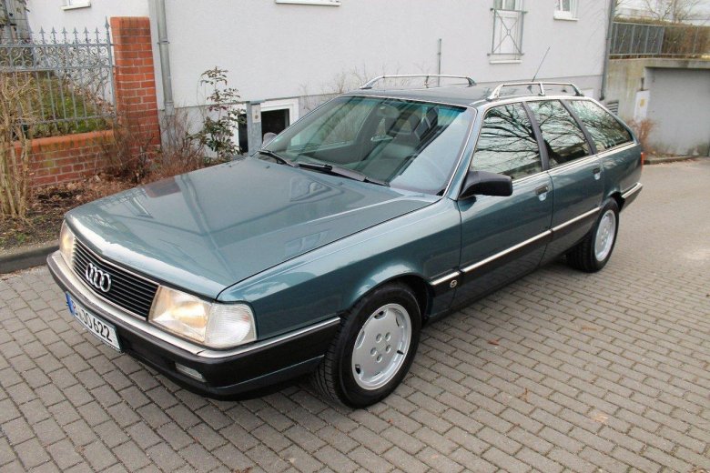 Audi 100 quattro