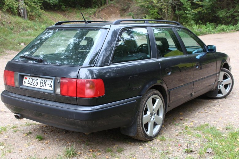 Ауди 100 универсал