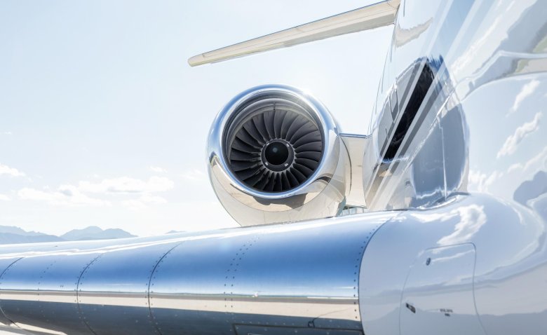 Двигатели самолета