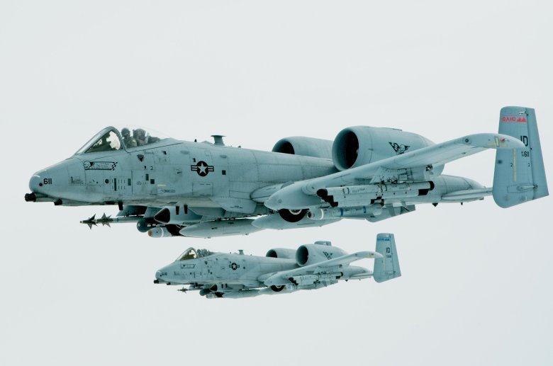 A-10a \ thunderbolt ii\