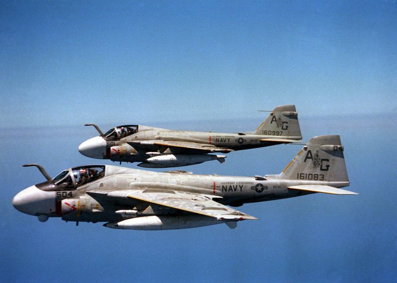 Grumman a-6 intruder