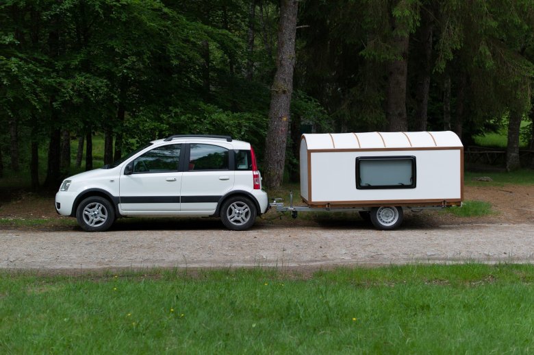 Прицеп-кемпер караван 300