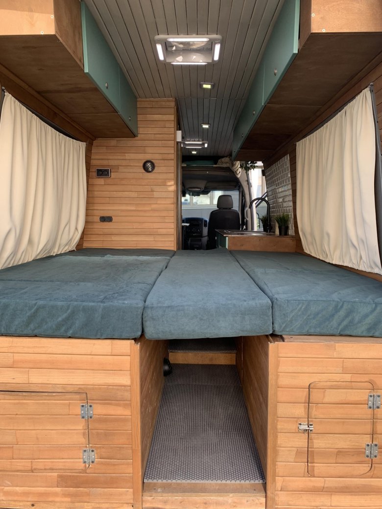 Автодом из фургона