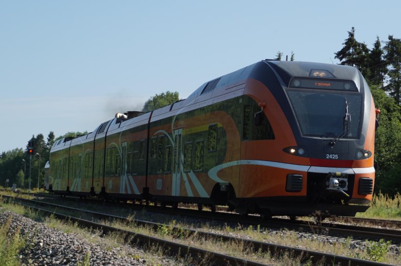 Дизель поезд