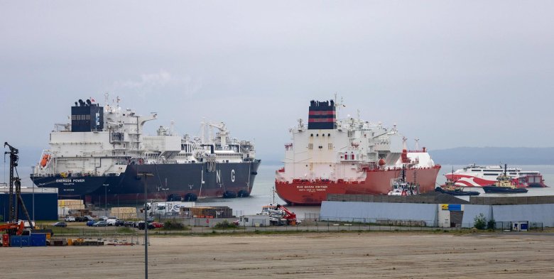 Танкер спг gaslog