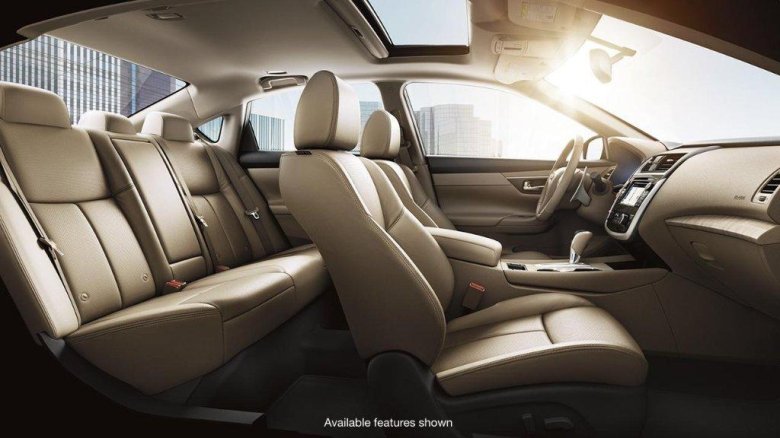 Nissan altima 2017 салон