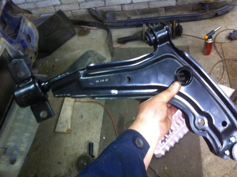 Рычаг подвески для