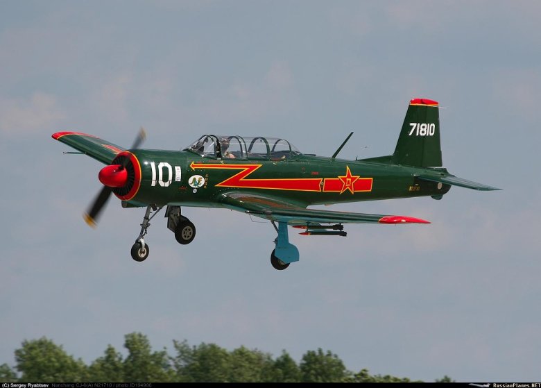 Nanchang cj 6