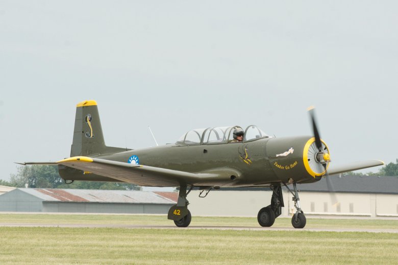 Nanchang cj 6
