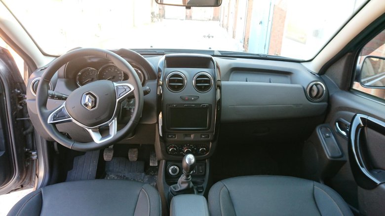 Рено дастер 1 рестайлинг салон