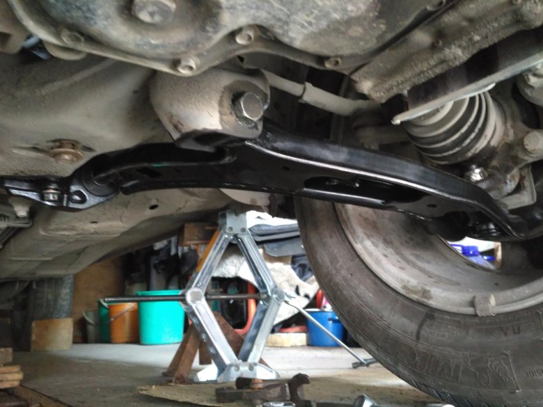 Передняя подвеска nissan almera n16