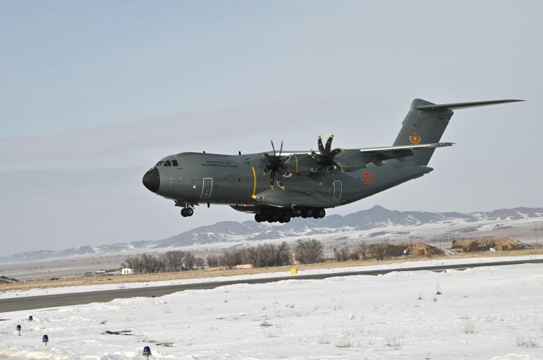 Самолет военные