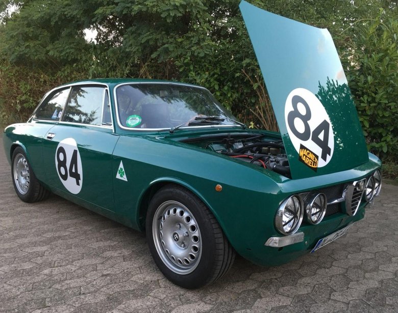 1965 alfa romeo giulia sprint