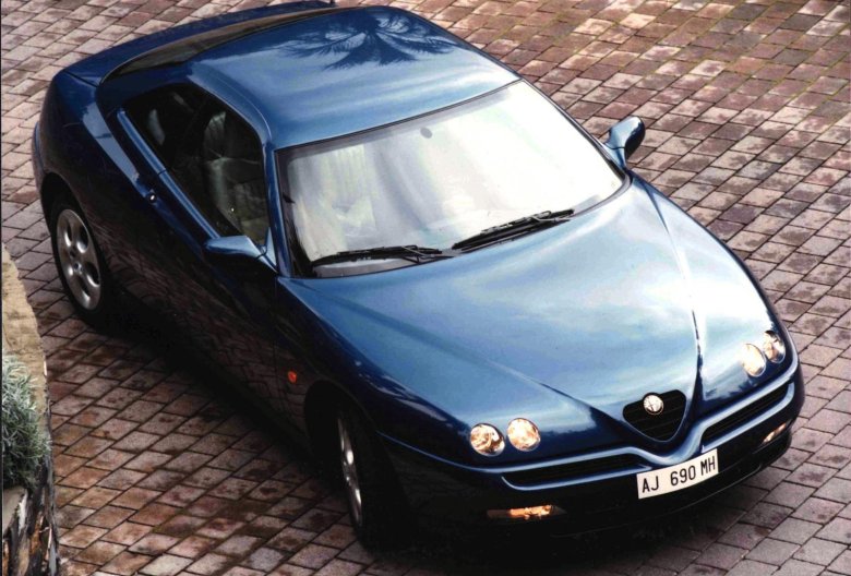 Alfa romeo gtv 916