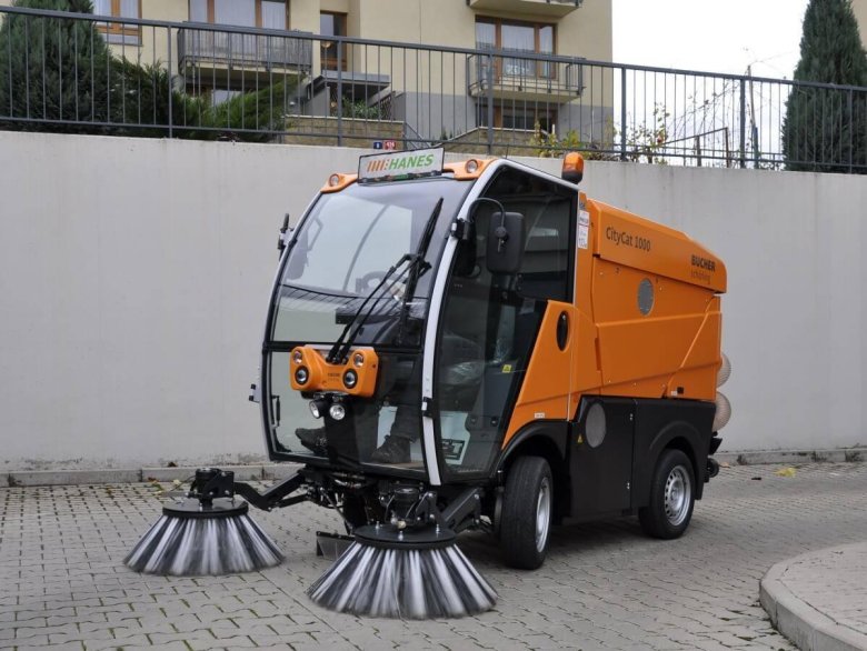 Машина подметально-уборочная ko5360k кздм