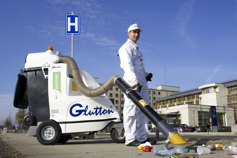 Дорожный пылесос