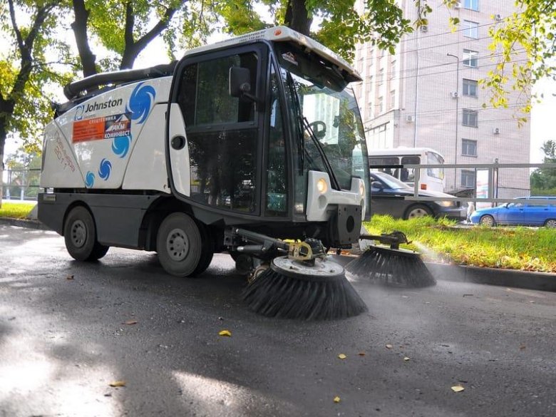 Бродвей подметально уборочная машина