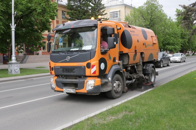 Вакуумная уборочная машина bucher cityfant 6000