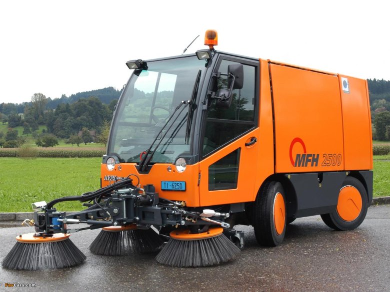 Вакуумная подметально уборочная машина