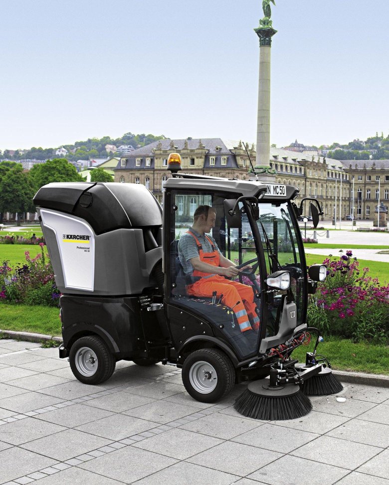 Коммунальная машина karcher mc 50 adv