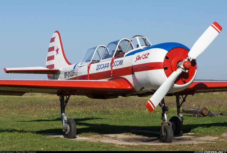 Як 52 учебный летательный аппарат