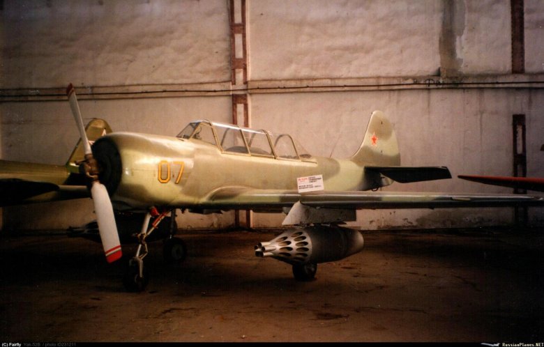 Як-52б штурмовик