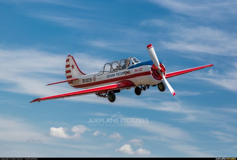 Самолет як 52