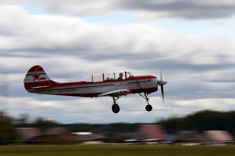 Як 52 учебный летательный аппарат