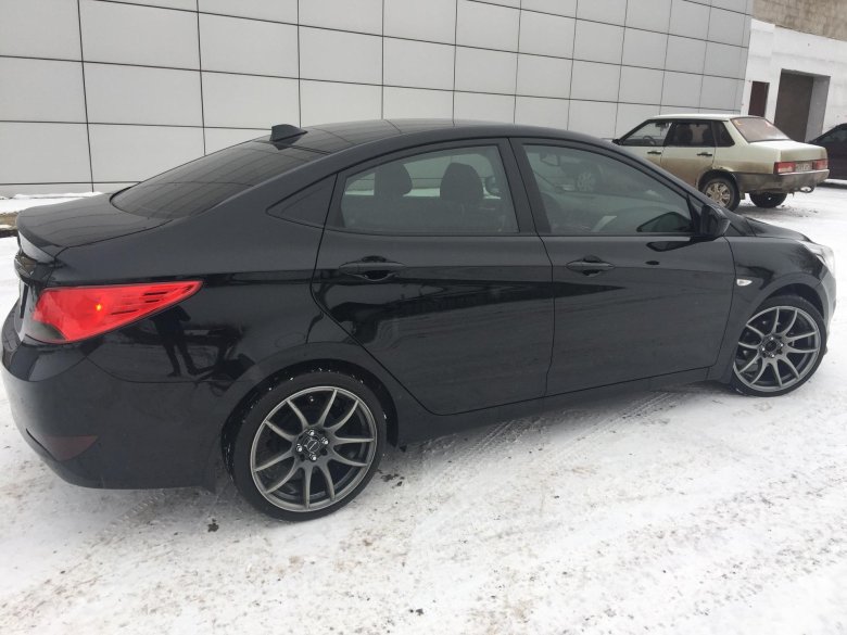 Хендай солярис на дисках