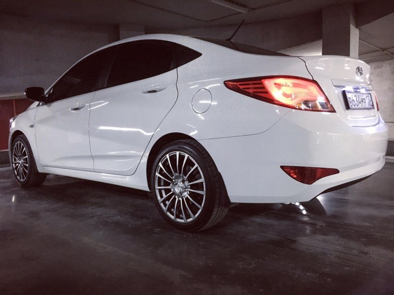 Hyundai solaris на 16 дисках